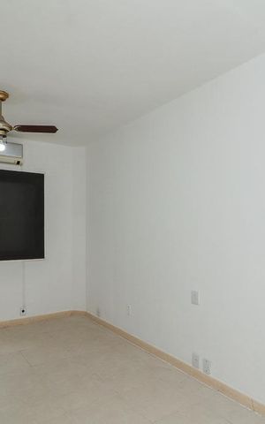 Casa à venda com 220m², 5 quartos e 5 vagasQuarto Suíte