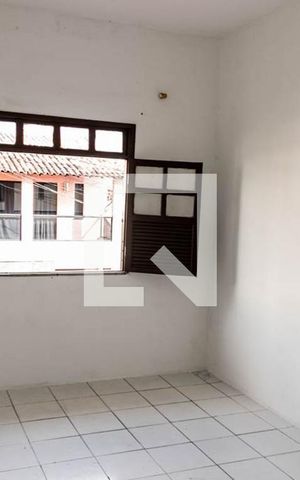Casa de condomínio para alugar com 100m², 3 quartos e sem vaga