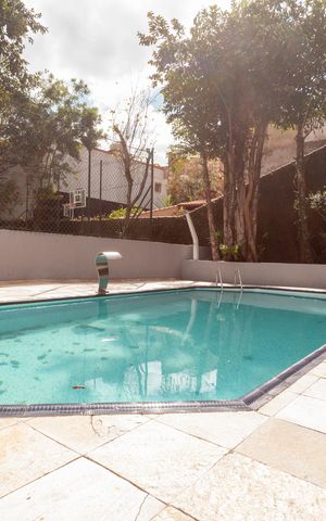 Apartamento à venda com 65m², 2 quartos e 1 vagaÁrea comum - Piscina