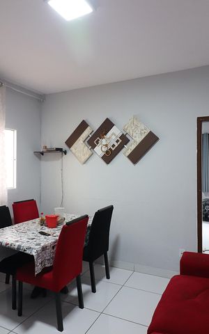 Casa à venda com 140m², 2 quartos e 2 vagasSala