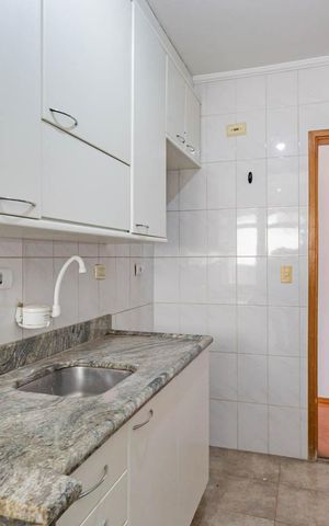 Apartamento para alugar com 65m², 2 quartos e 1 vagaCozinha