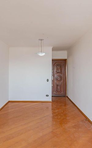 Apartamento para alugar com 65m², 2 quartos e 1 vagaSala