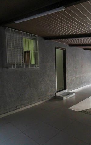 Casa à venda com 100m², 3 quartos e 2 vagas Casa à venda com 100m², 3 quartos e 2 vagasGaragem