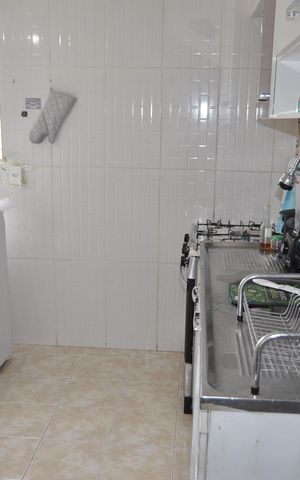Apartamento para alugar com 77m², 2 quartos e 1 vagaCozinha e Área de Serviço