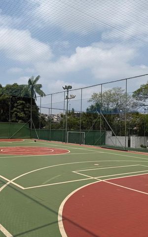 Casa de condomínio à venda com 205m², 3 quartos e 2 vagas