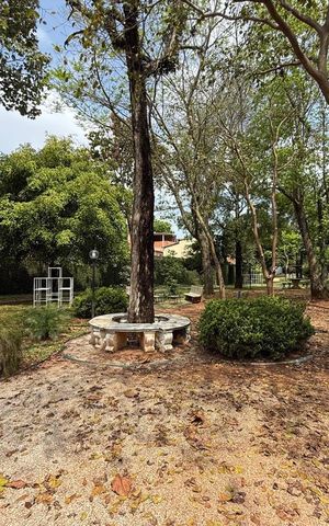 Casa de condomínio à venda com 205m², 3 quartos e 2 vagas
