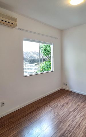 Casa de condomínio à venda com 360m², 3 quartos e 2 vagas Casa de condomínio à venda com 360m², 3 quartos e 2 vagasQuarto 2