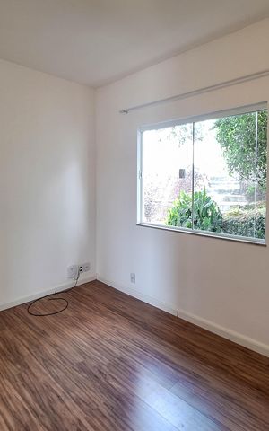 Casa de condomínio à venda com 360m², 3 quartos e 2 vagas Casa de condomínio à venda com 360m², 3 quartos e 2 vagasQuarto 1