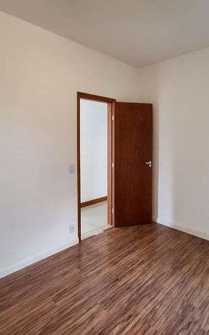 Casa de condomínio à venda com 360m², 3 quartos e 2 vagas Casa de condomínio à venda com 360m², 3 quartos e 2 vagasQuarto 1