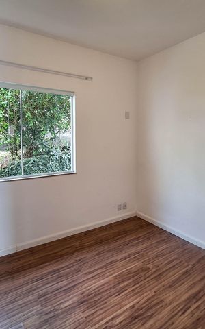 Casa de condomínio à venda com 360m², 3 quartos e 2 vagas Casa de condomínio à venda com 360m², 3 quartos e 2 vagasQuarto 1