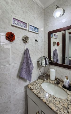 Apartamento à venda com 107m², 3 quartos e 2 vagasBanheiro da Suíte 1