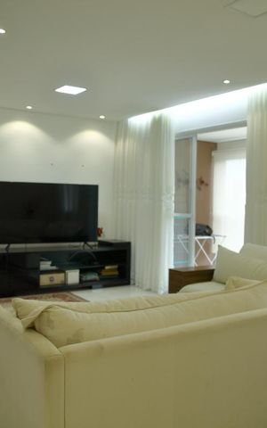 Apartamento à venda com 104m², 2 quartos e 2 vagasSala