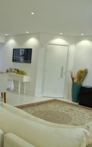 Apartamento à venda com 104m², 2 quartos e 2 vagasSala