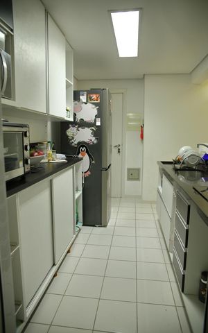 Apartamento à venda com 104m², 2 quartos e 2 vagasCozinha
