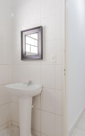 Casa para alugar com 300m², 8 quartos e 3 vagas Casa para alugar com 300m², 8 quartos e 3 vagasCopa