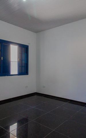 Casa para alugar com 300m², 8 quartos e 3 vagas Casa para alugar com 300m², 8 quartos e 3 vagasEdícula - Quarto