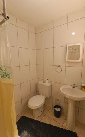 Casa à venda com 180m², 1 quarto e 2 vagasBanheiro Social