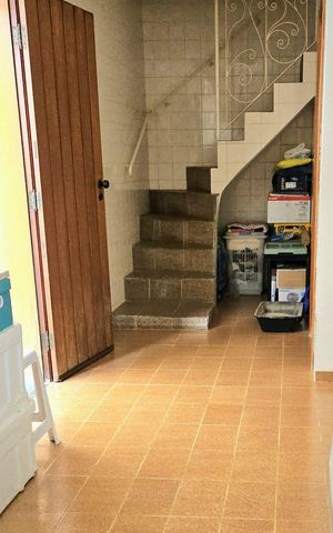 Casa à venda com 300m², 3 quartos e 1 vaga Casa à venda com 300m², 3 quartos e 1 vagaÁrea de Serviço