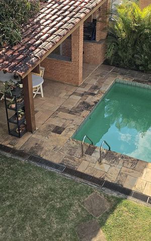 Casa à venda com 300m², 3 quartos e 1 vaga Casa à venda com 300m², 3 quartos e 1 vagaQuintal