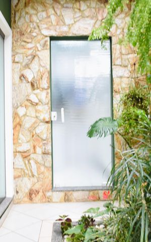 Casa à venda com 132m², 3 quartos e 2 vagas Casa à venda com 132m², 3 quartos e 2 vagasÁrea de Serviço