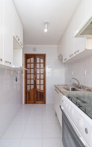 Apartamento à venda com 50m², 2 quartos e 2 vagasCozinha