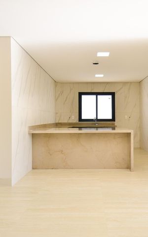 Casa de condomínio à venda com 359m², 4 quartos e 4 vagas Casa de condomínio à venda com 359m², 4 quartos e 4 vagasSala de Jantar