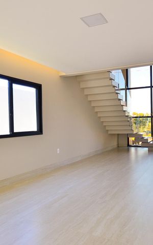 Casa de condomínio à venda com 359m², 4 quartos e 4 vagas Casa de condomínio à venda com 359m², 4 quartos e 4 vagasSala de Estar