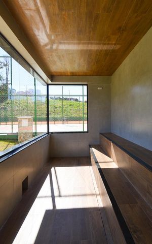 Casa de condomínio à venda com 359m², 4 quartos e 4 vagas Casa de condomínio à venda com 359m², 4 quartos e 4 vagasÁrea comum - Sauna