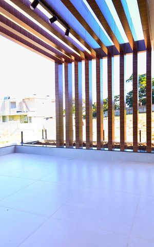 Casa de condomínio à venda com 359m², 4 quartos e 4 vagas Casa de condomínio à venda com 359m², 4 quartos e 4 vagasSemi Suíte 2 Varanda