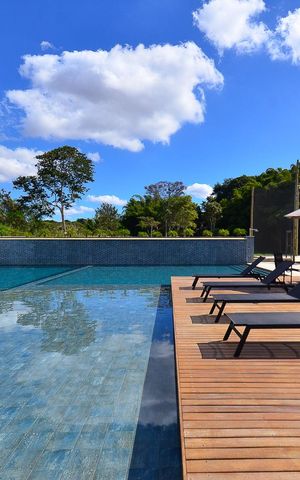 Casa de condomínio à venda com 359m², 4 quartos e 4 vagas Casa de condomínio à venda com 359m², 4 quartos e 4 vagasÁrea comum - Piscina