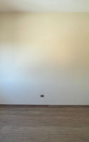 Casa à venda com 243m², 3 quartos e 7 vagas Casa à venda com 243m², 3 quartos e 7 vagasQuarto 3