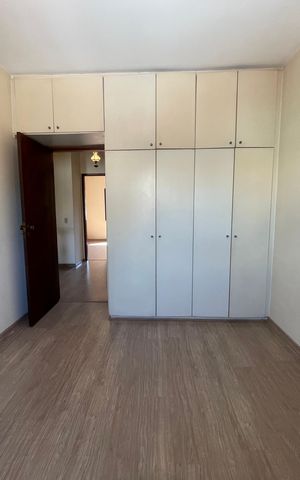 Casa à venda com 243m², 3 quartos e 7 vagas Casa à venda com 243m², 3 quartos e 7 vagasQuarto 2