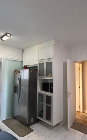 Apartamento à venda com 143m², 3 quartos e 3 vagasCozinha - Área de Serviço