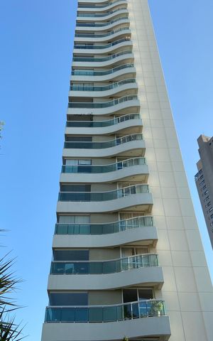 Apartamento à venda com 143m², 3 quartos e 3 vagasFachada do bloco