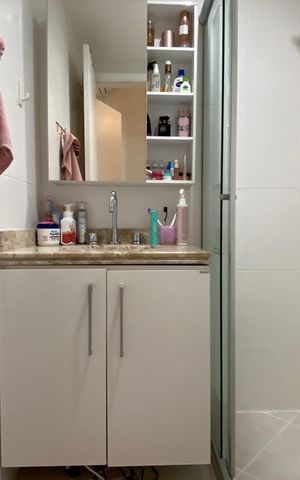 Apartamento à venda com 143m², 3 quartos e 3 vagasBanheiro da Suíte 1
