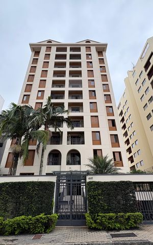 Apartamento à venda com 97m², 3 quartos e 2 vagas Apartamento à venda com 97m², 3 quartos e 2 vagasFachada