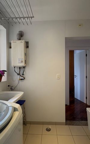 Apartamento à venda com 97m², 3 quartos e 2 vagas Apartamento à venda com 97m², 3 quartos e 2 vagasÁrea de Serviço