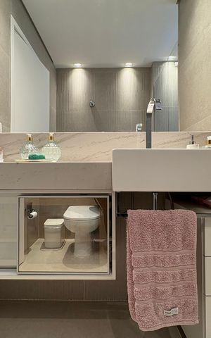 Apartamento à venda com 97m², 3 quartos e 2 vagas Apartamento à venda com 97m², 3 quartos e 2 vagasBanheiro 1