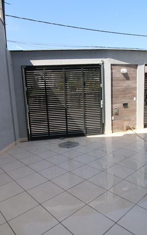 Casa à venda com 320m², 4 quartos e 2 vagasGaragem