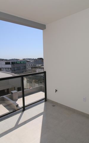 Casa à venda com 320m², 4 quartos e 2 vagasVaranda da Suíte 1