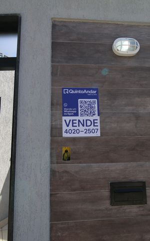 Casa à venda com 320m², 4 quartos e 2 vagasPlaca