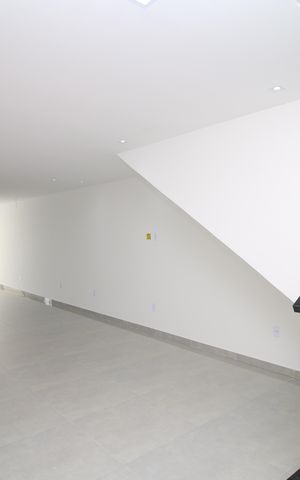 Casa à venda com 320m², 4 quartos e 2 vagasSala
