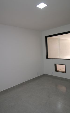 Casa à venda com 320m², 4 quartos e 2 vagasQuarto de Serviço