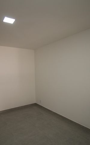 Casa à venda com 320m², 4 quartos e 2 vagasQuarto de Serviço