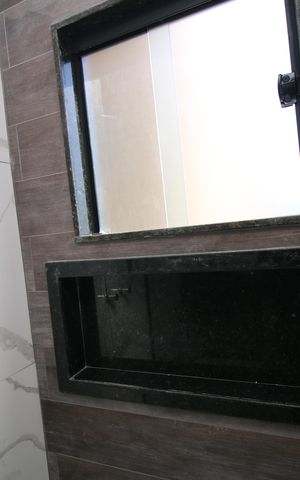 Casa à venda com 320m², 4 quartos e 2 vagasBanheiro da Suíte 2