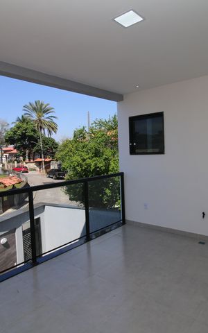 Casa à venda com 320m², 4 quartos e 2 vagasVaranda da Suíte 3