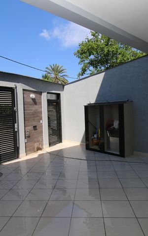 Casa à venda com 320m², 4 quartos e 2 vagasGaragem
