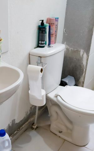 Apartamento à venda com 42m², 2 quartos e 1 vaga Apartamento à venda com 42m², 2 quartos e 1 vagaBanheiro Social