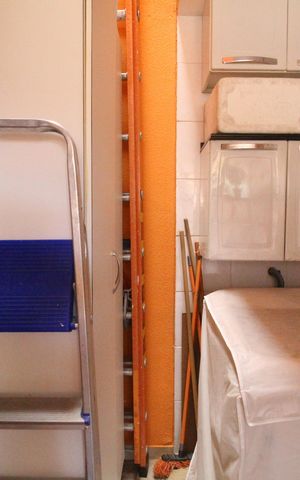 Casa de condomínio à venda com 70m², 3 quartos e 1 vagaÁrea de serviço
