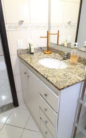 Casa de condomínio à venda com 70m², 3 quartos e 1 vagaBanheiro social